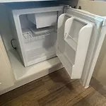 בית הארחה Rose Boardinghouse 24h-7d Self Check-in Automat