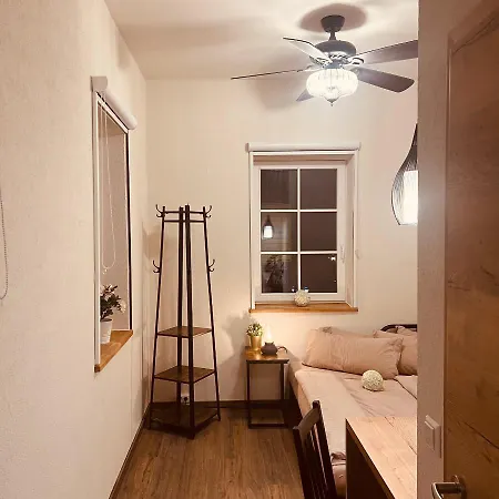 Rose Boardinghouse 24h-7d Self Check-in Automat Grossbottwar