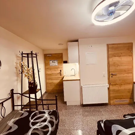 Guest house Rose Boardinghouse 24h-7d Self Check-in Automat Grossbottwar