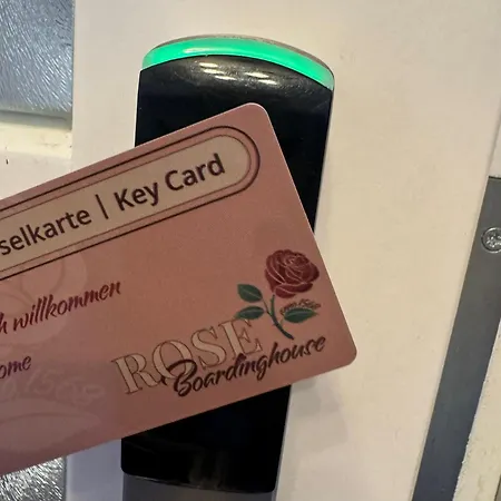 Rose Boardinghouse 24h-7d Self Check-in Automat 게스트하우스 그로스보트바